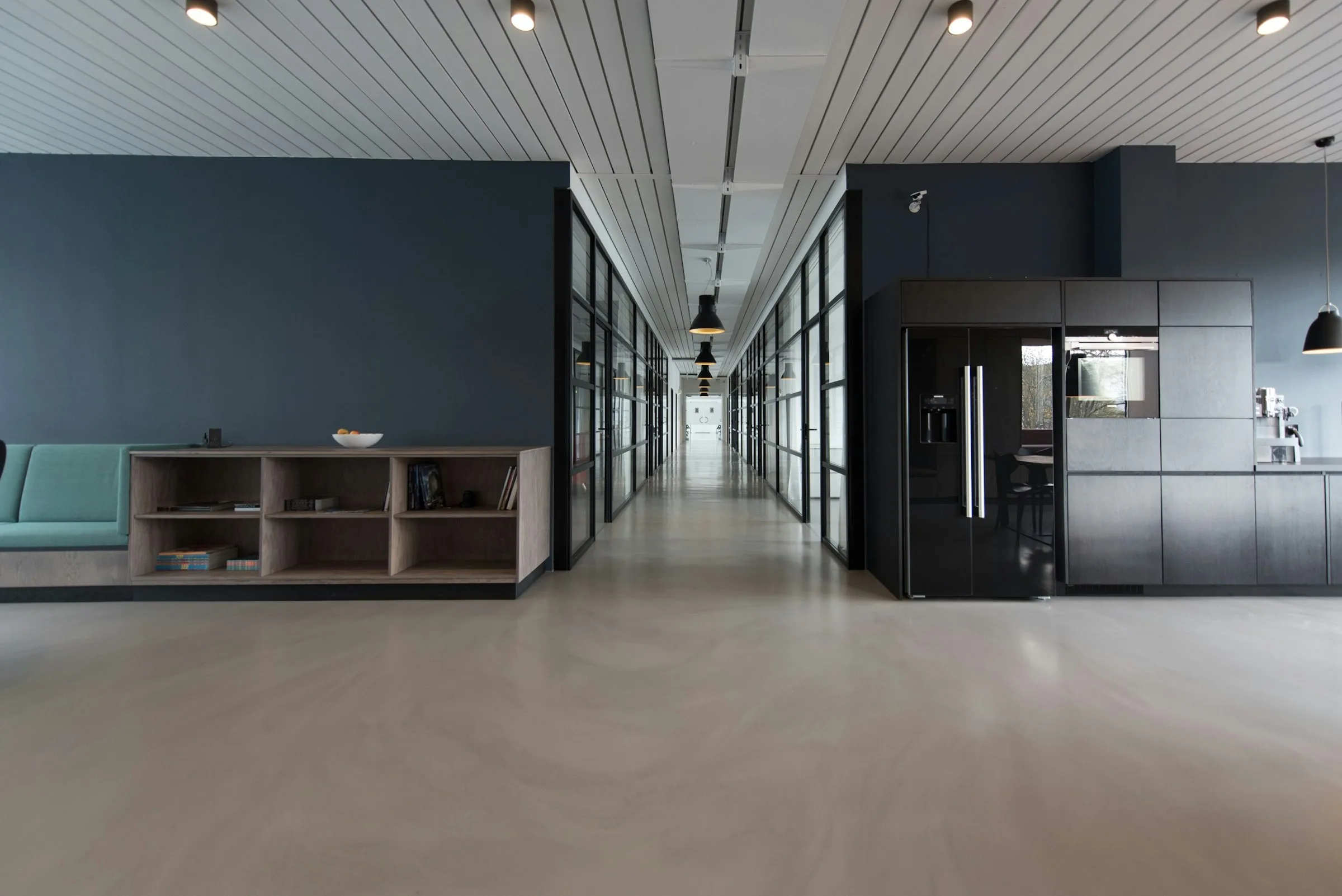 B2B & Professional Services