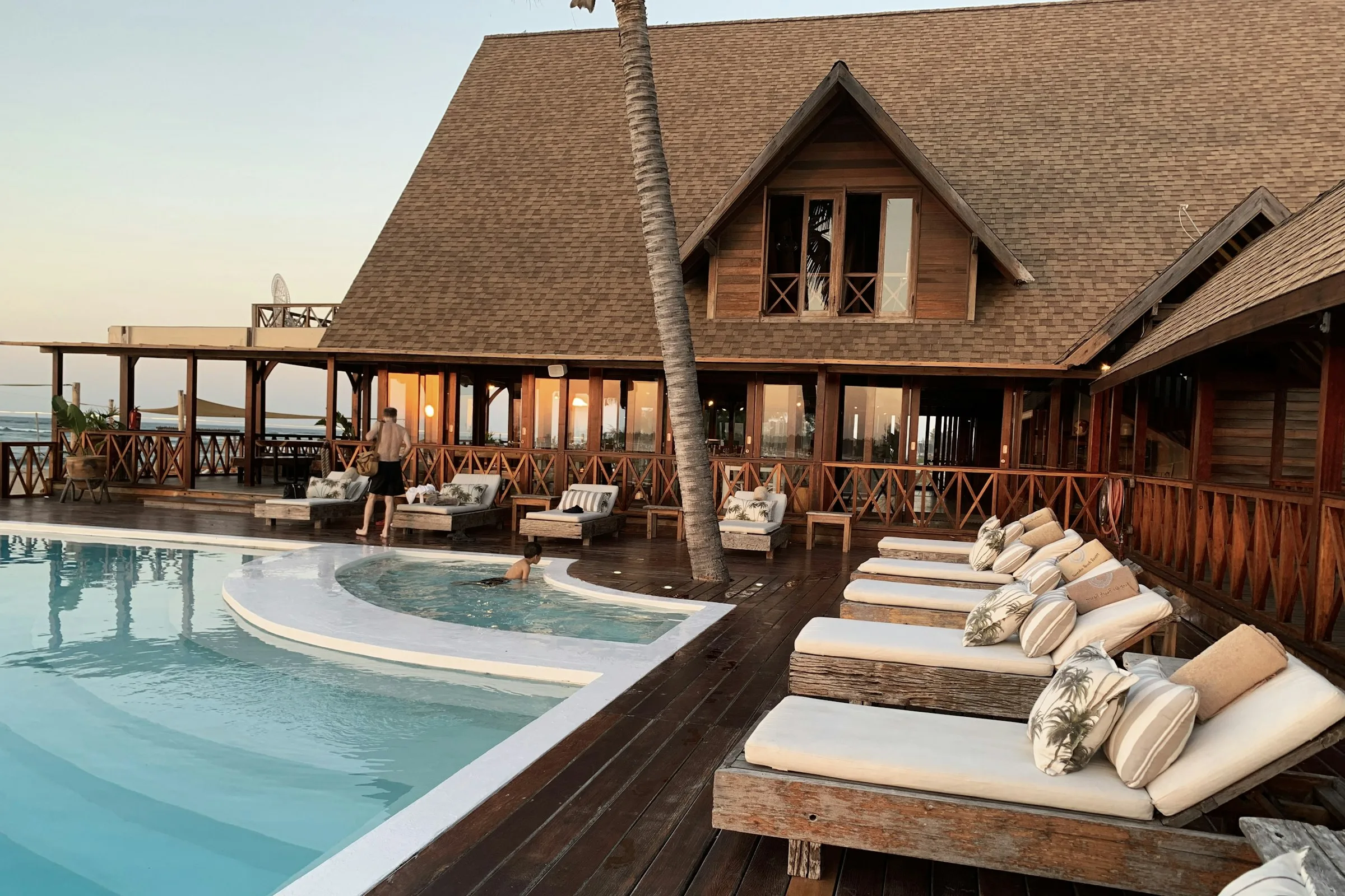 Hospitality & Lifestyle