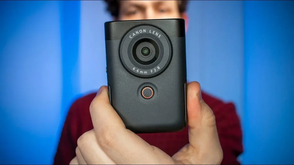 Mirrorless setup with the best vlogging camera for indoor tutorials