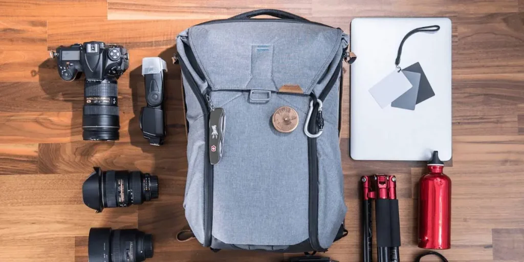 Must have photography accessories for travel and street shooting