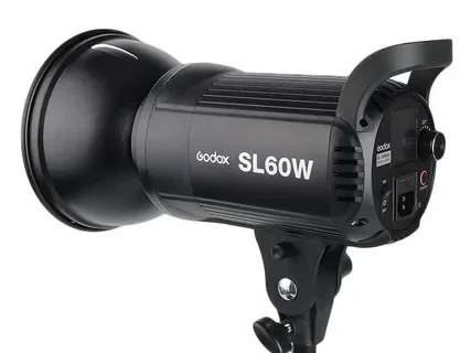 Best studio lights for product photography setup with softboxes and LED panels for clear, professional shots